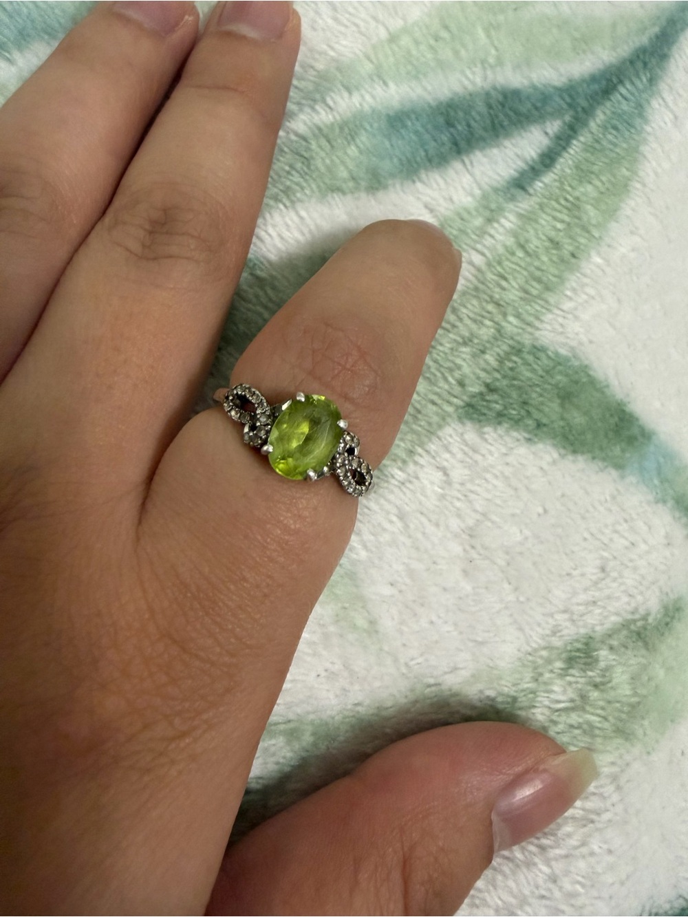 Sterling Silver Peridot Gemstone Ring